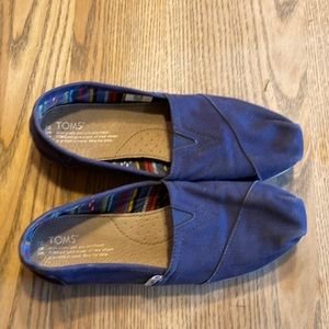 Women’s TOMS